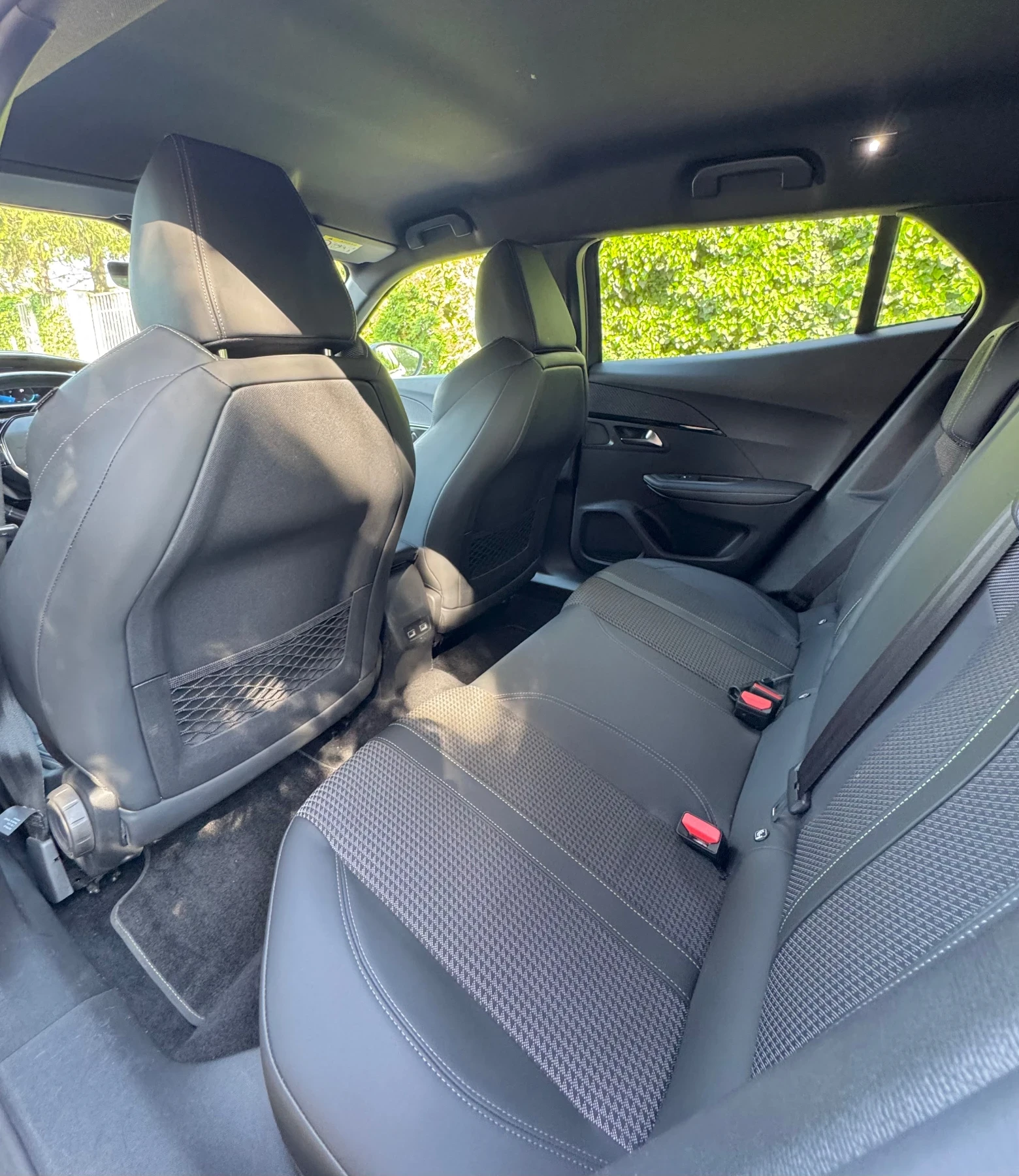 Peugeot 2008 1.2 Pure Tech* GT line* CAM* ACC* 3D Cockpit* EAT8 - изображение 10