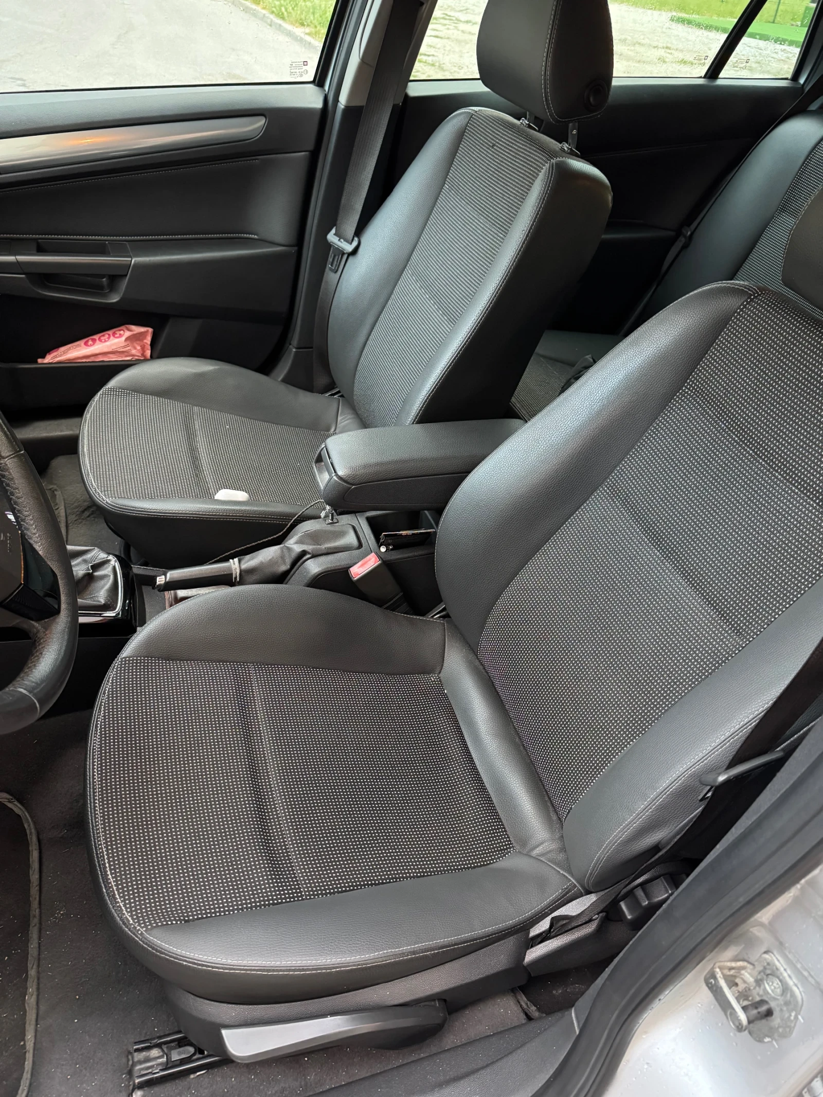 Opel Astra 1, 7 дизел - изображение 10