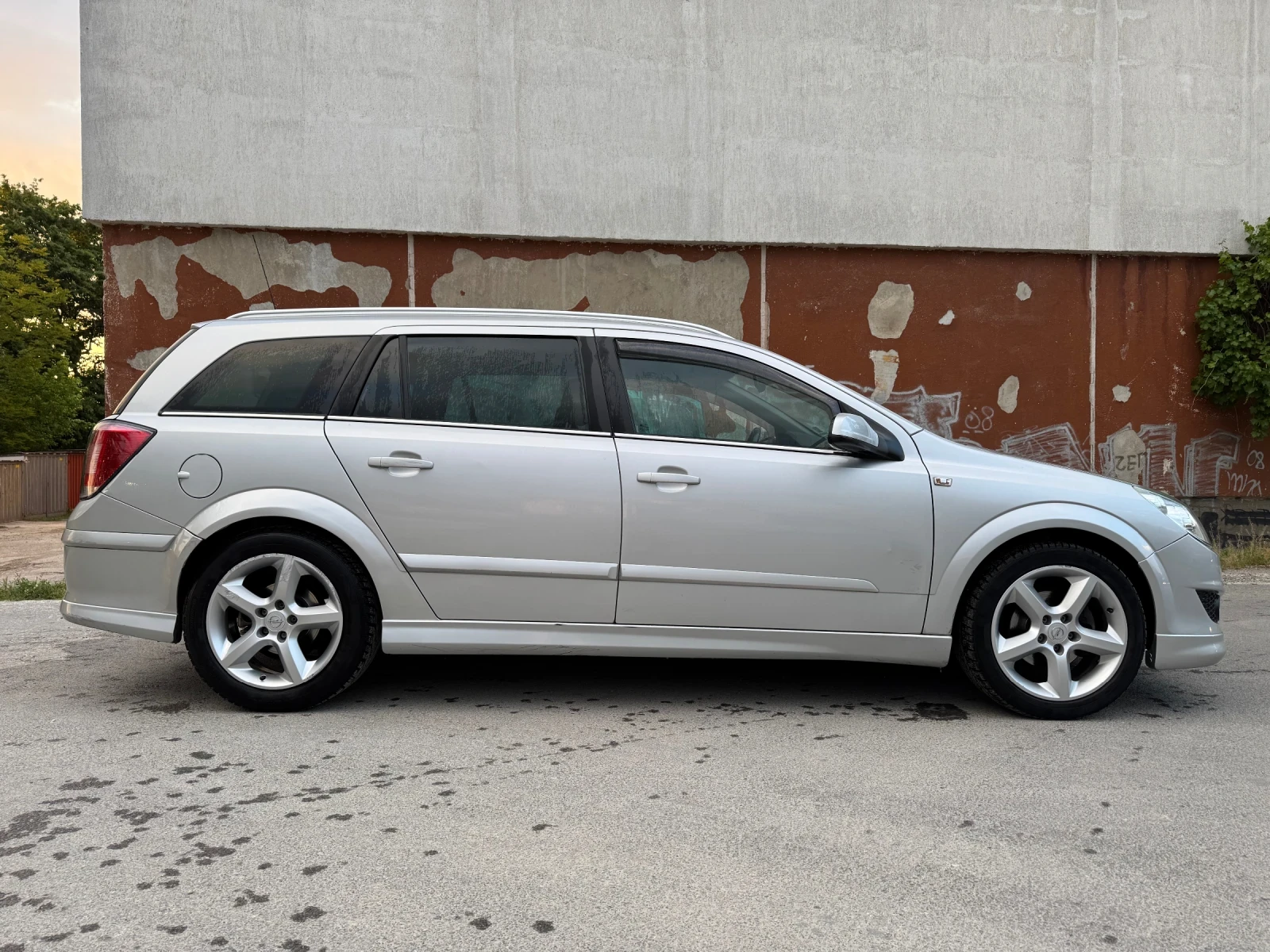 Opel Astra 1, 7 дизел - изображение 7