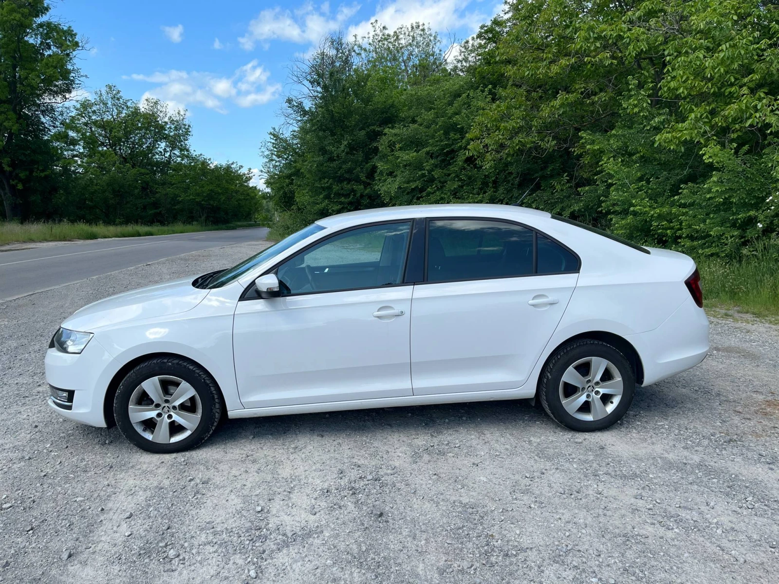 Skoda Rapid 1.4 TDI 90 КС 7DSG - изображение 6