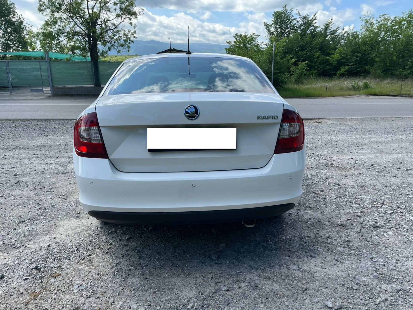 Skoda Rapid 1.4 TDI 90 КС 7DSG - изображение 4
