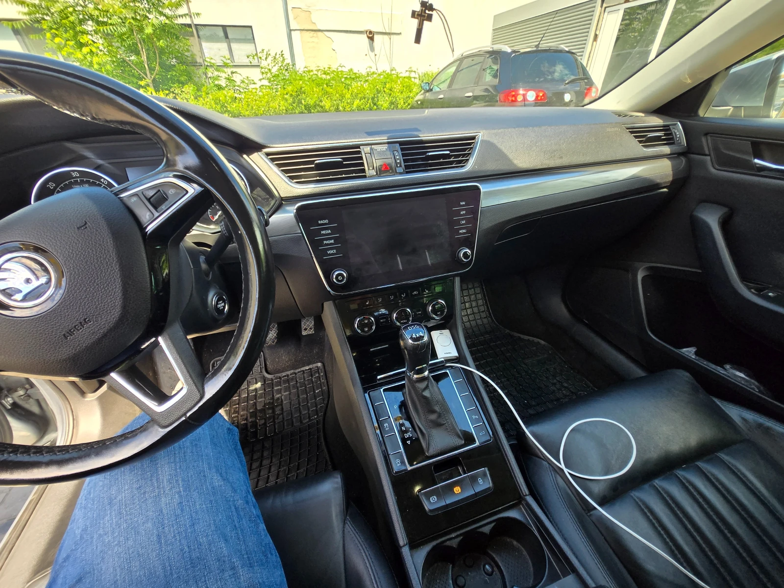 Skoda Superb  III Combi 2.0 TDI (190 Hp) 4x4 DSG - изображение 7