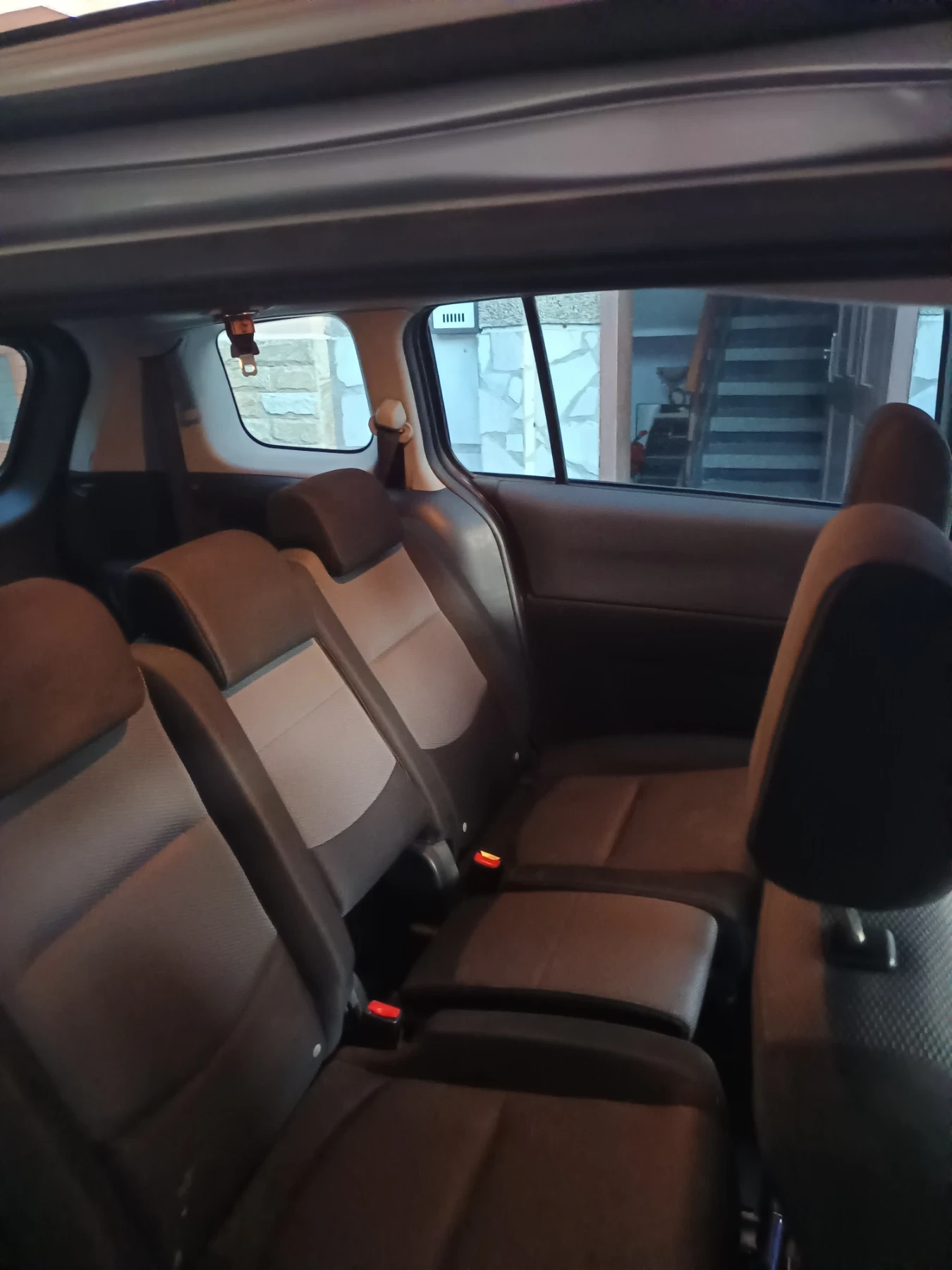 Mazda 5  - изображение 6