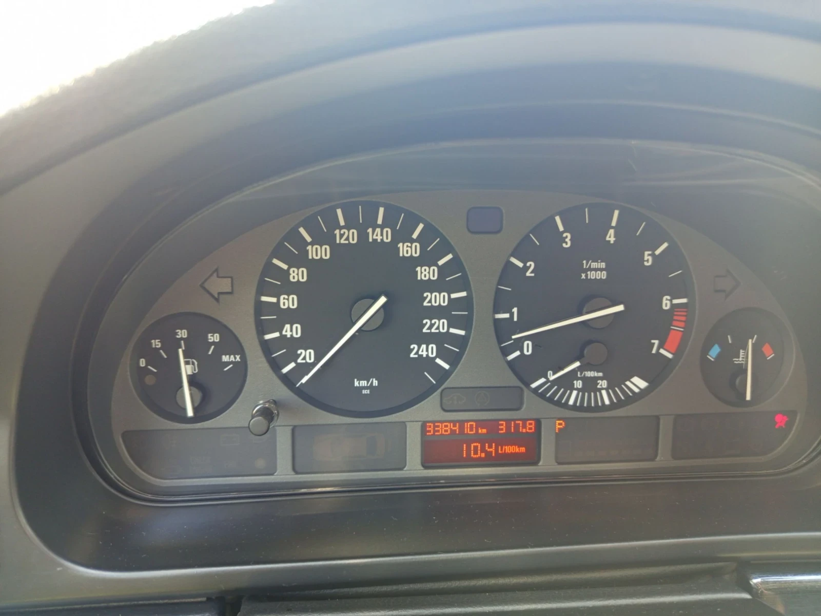 BMW 528 2.8i.Газ - изображение 10