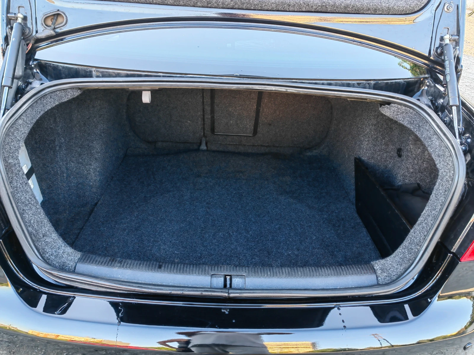 VW Jetta  - изображение 6
