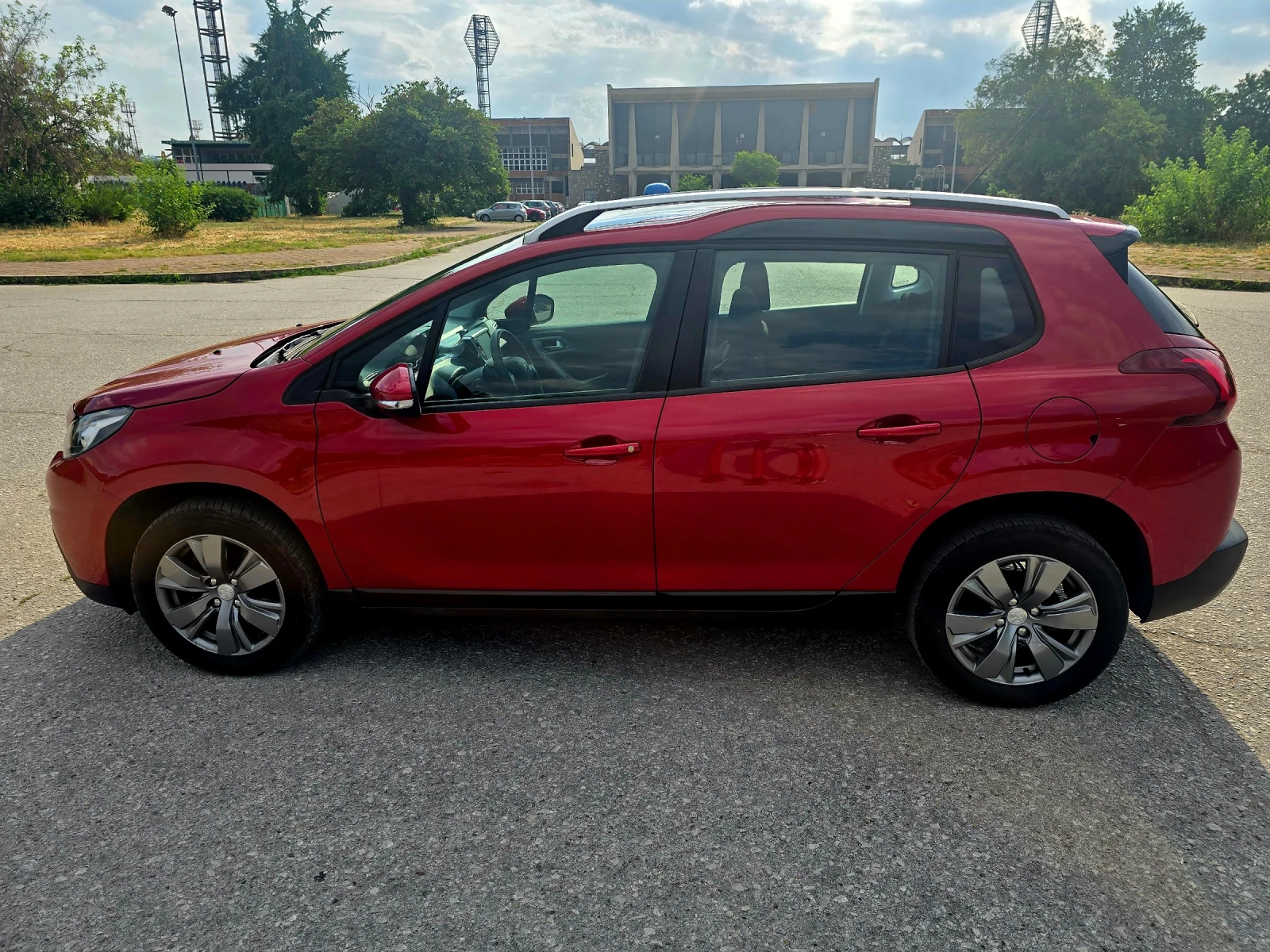 Peugeot 2008 Allure, 2018 г. 63500 км, Панорама, 110 h.p - изображение 4