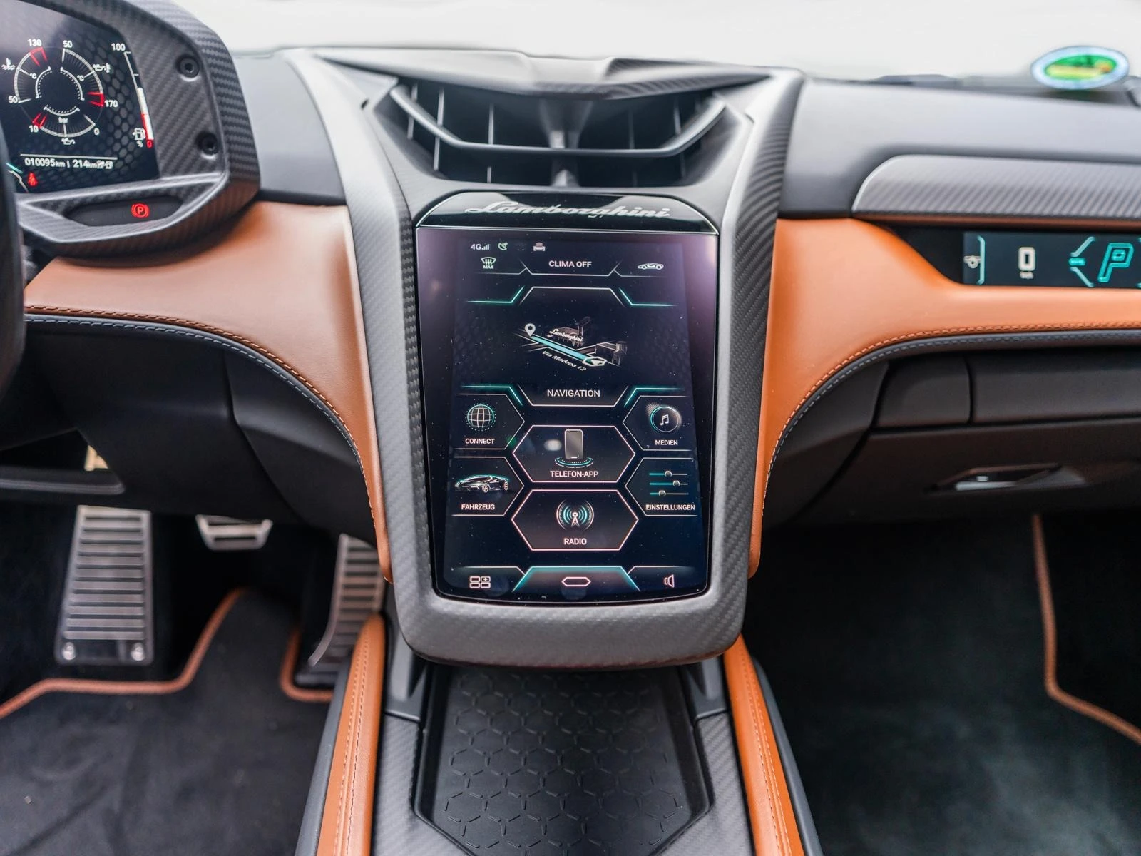 Lamborghini Revuelto 6.5 V12 HPEV/ CARBON/ CERAMIC/  | Mobile.bg   11