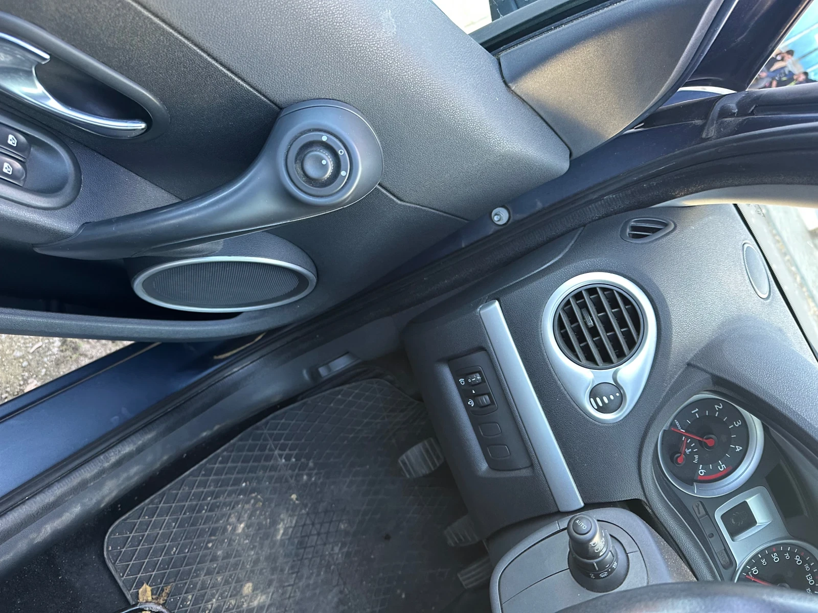 Renault Clio 1.5 DCI | Mobile.bg   6