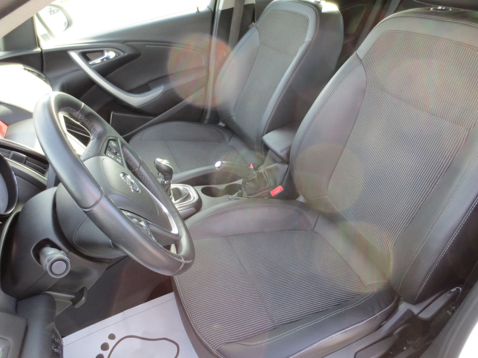 Opel Astra 1.4 i* TURBO*  - изображение 10