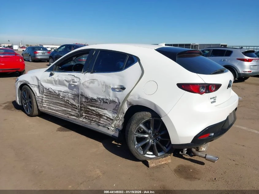 Mazda 3 2.5l Preferred Package - изображение 6