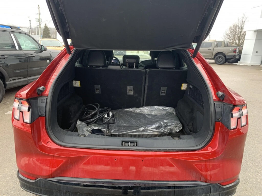 Ford Mustang Mach-E GT Bang&Olufsen С РЕГИСТРАЦИЯ & АВТО КРЕДИТ, снимка 10 - Автомобили и джипове - 54073003