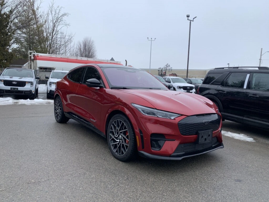 Ford Mustang Mach-E GT Bang&Olufsen С РЕГИСТРАЦИЯ & АВТО КРЕДИТ, снимка 3 - Автомобили и джипове - 54073003