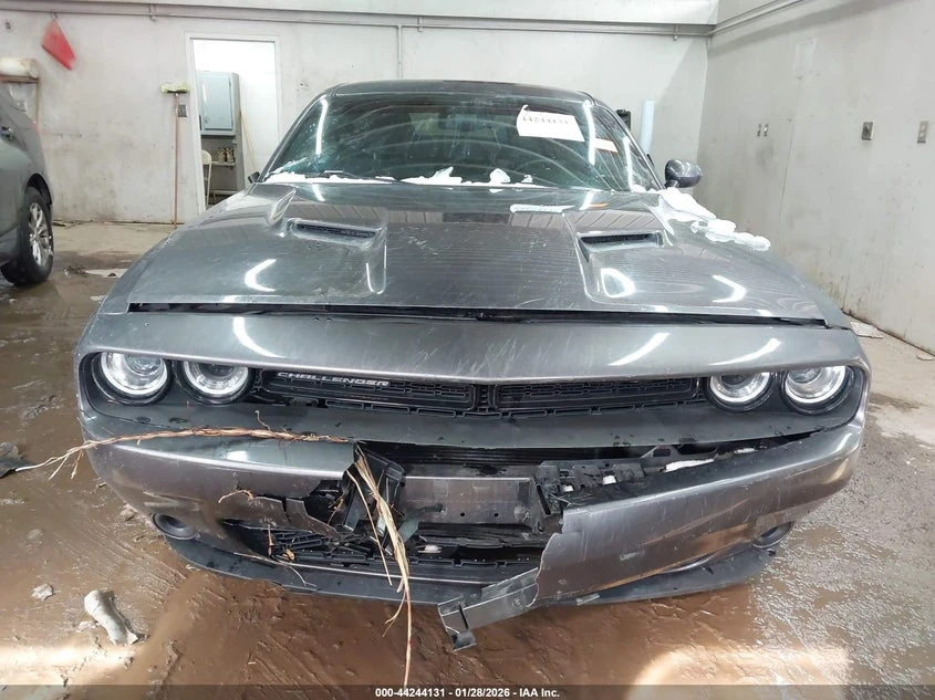 Dodge Challenger 3.6l Sxt, снимка 12 - Автомобили и джипове - 54094349