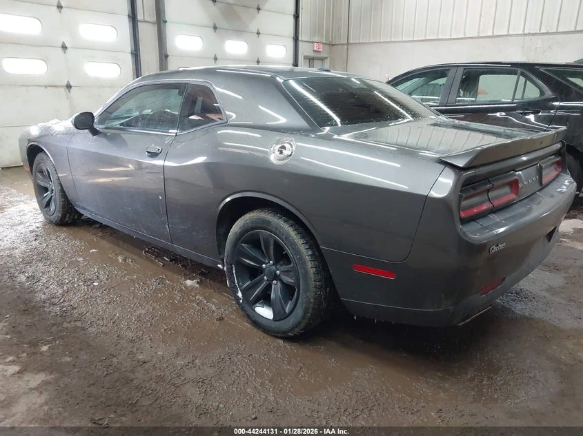 Dodge Challenger 3.6l Sxt, снимка 3 - Автомобили и джипове - 54094349