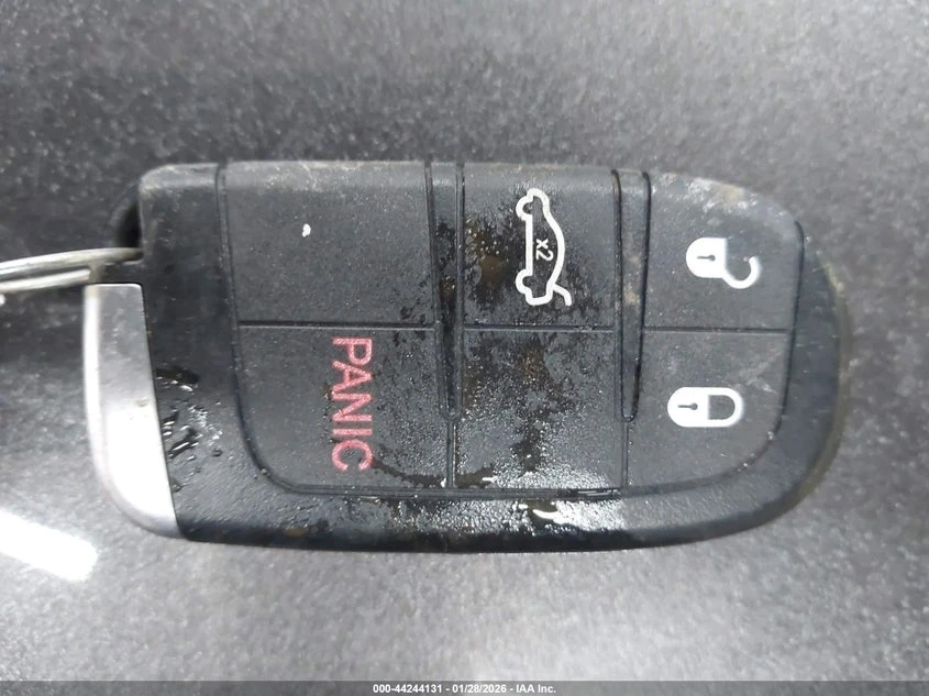 Dodge Challenger 3.6l Sxt, снимка 11 - Автомобили и джипове - 54094349