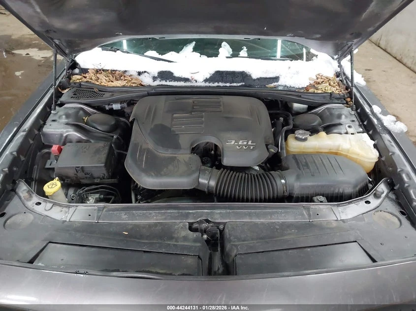 Dodge Challenger 3.6l Sxt, снимка 10 - Автомобили и джипове - 54094349