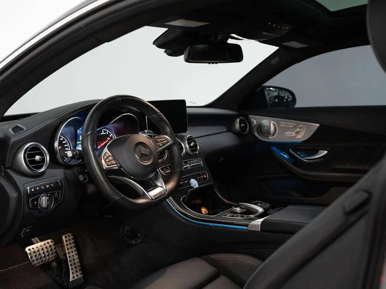 Mercedes-Benz C 63 AMG * ��������� ���� �� �� * IWC �������� * Burmester  | Mobile.bg � ����������� 8