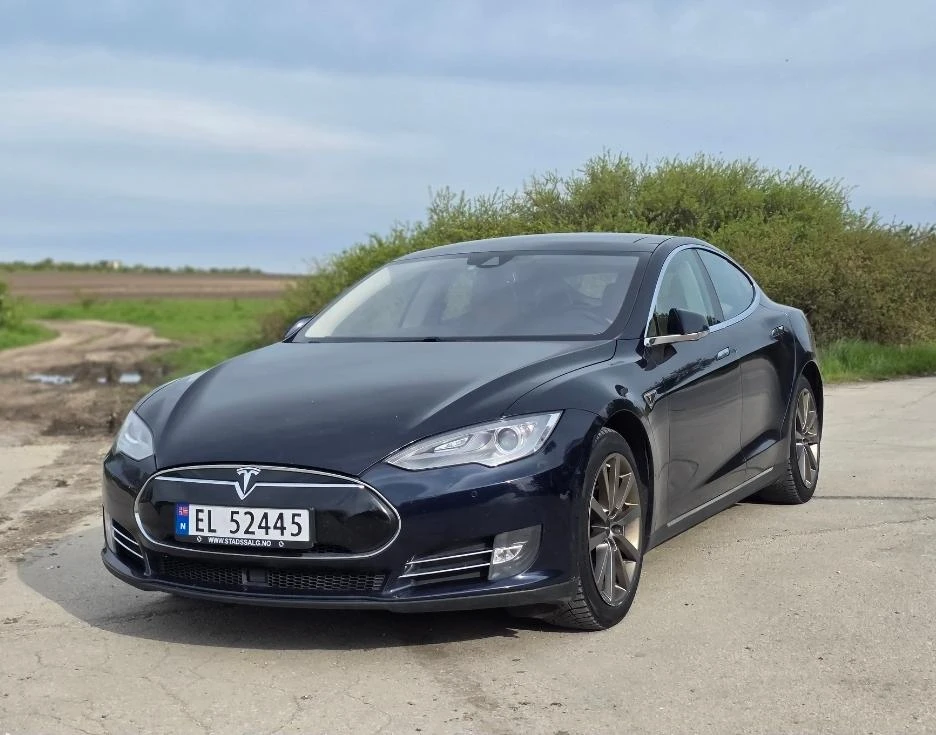 Tesla Model S Free Charging, Autopilot, снимка 9 - Автомобили и джипове - 54436004