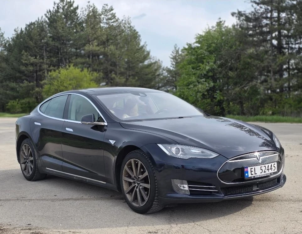 Tesla Model S Free Charging, Autopilot, снимка 7 - Автомобили и джипове - 54436004