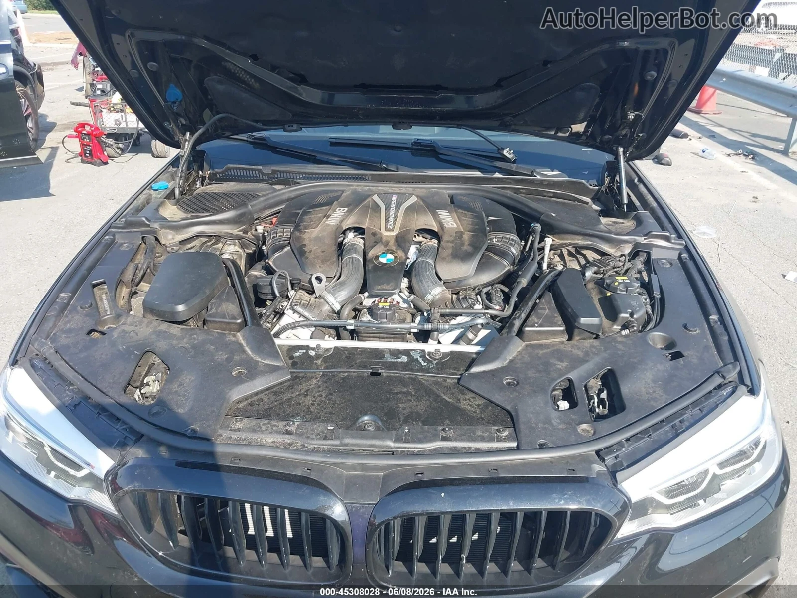 BMW 550 XDRIVE* Обдухване* Distronic* Harman Kardon* Масаж, снимка 11 - Автомобили и джипове - 54955319