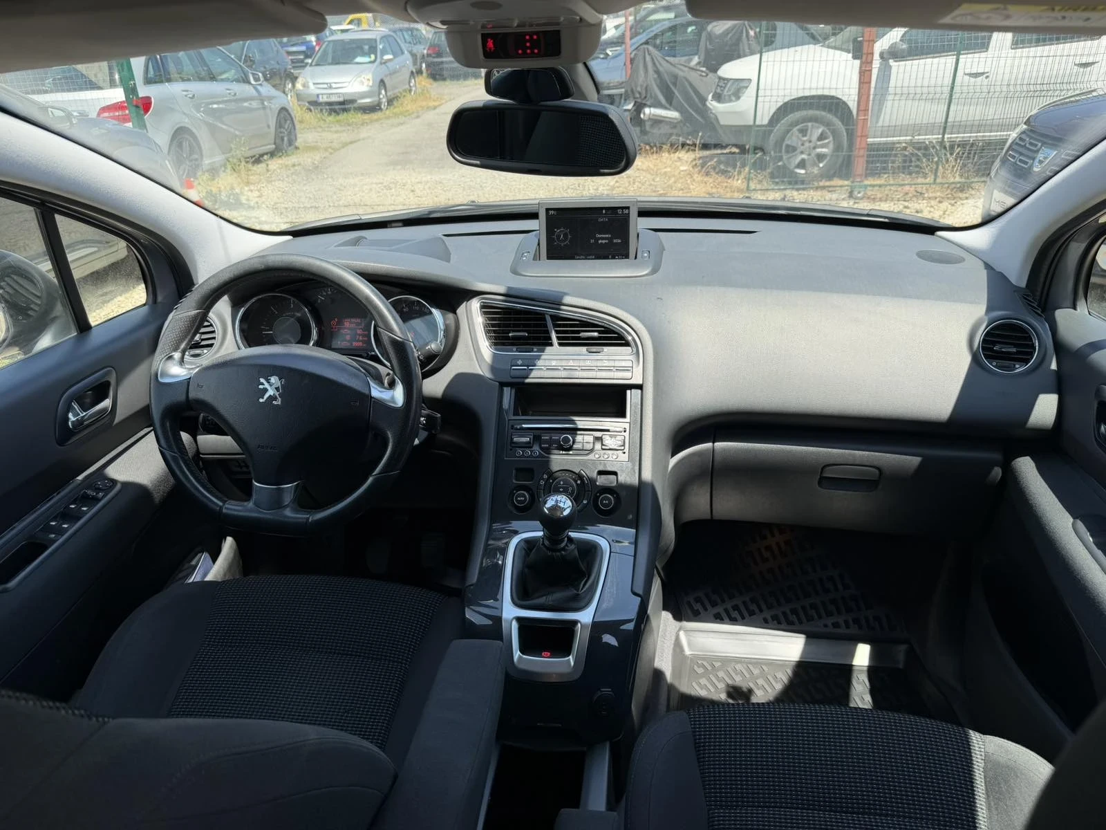 Peugeot 5008 2000 HDI ALLURE 7 МЕСТА НАВИ ЛИЗИНГ ВИДЕО, снимка 9 - Автомобили и джипове - 54993035