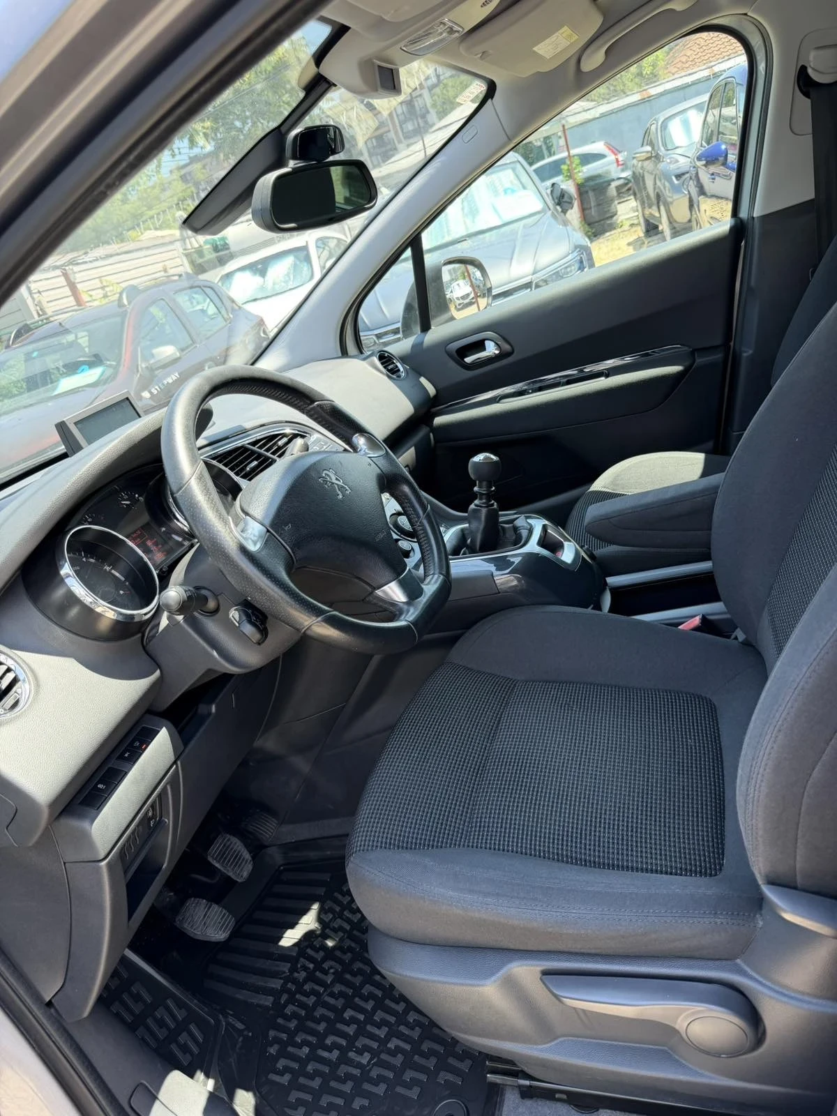 Peugeot 5008 2000 HDI ALLURE 7 МЕСТА НАВИ ЛИЗИНГ ВИДЕО, снимка 10 - Автомобили и джипове - 54993035