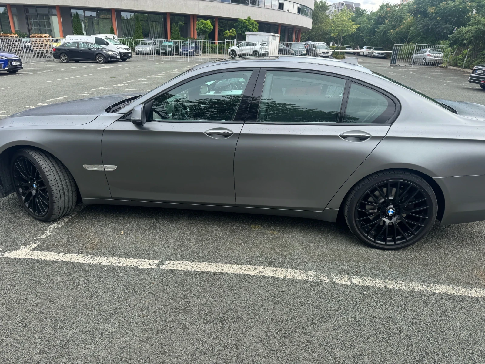 BMW 740, снимка 13 - Автомобили и джипове - 55411736