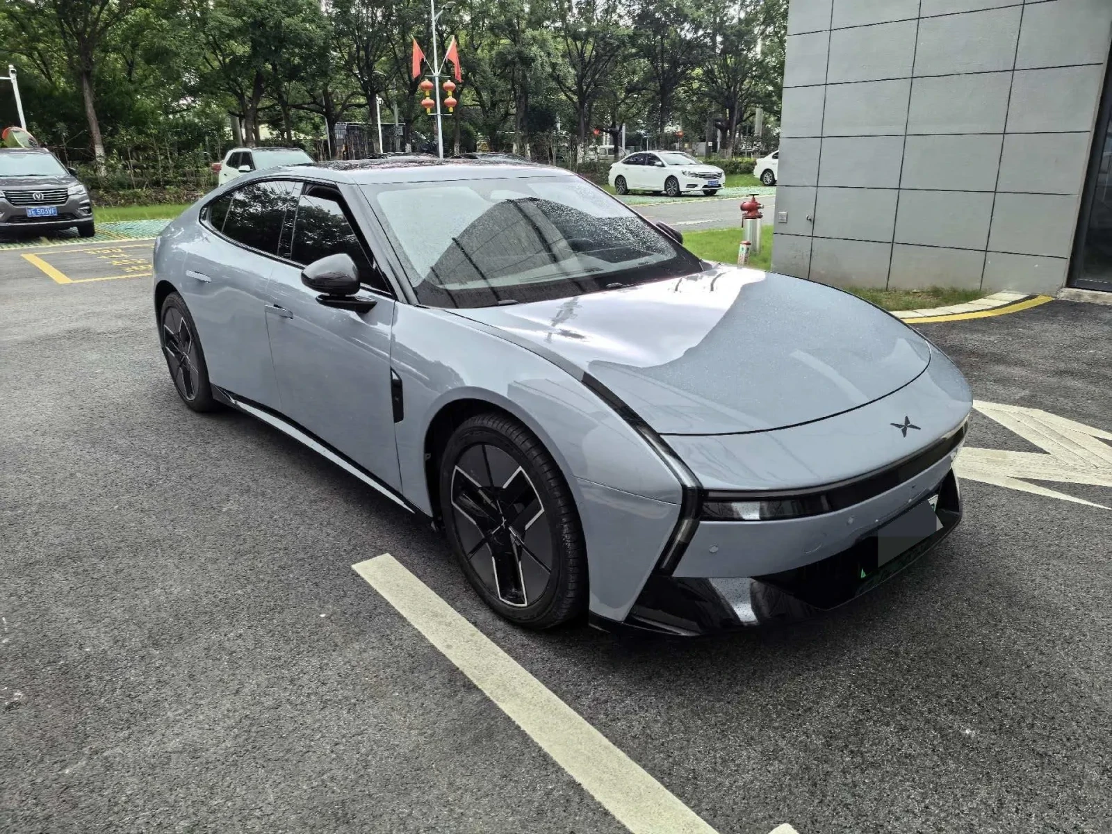 Xpeng P7 | 360 КАМЕРА | ОБДУХВАНЕ | ПАНОРАМА | , снимка 3 - Автомобили и джипове - 55413747