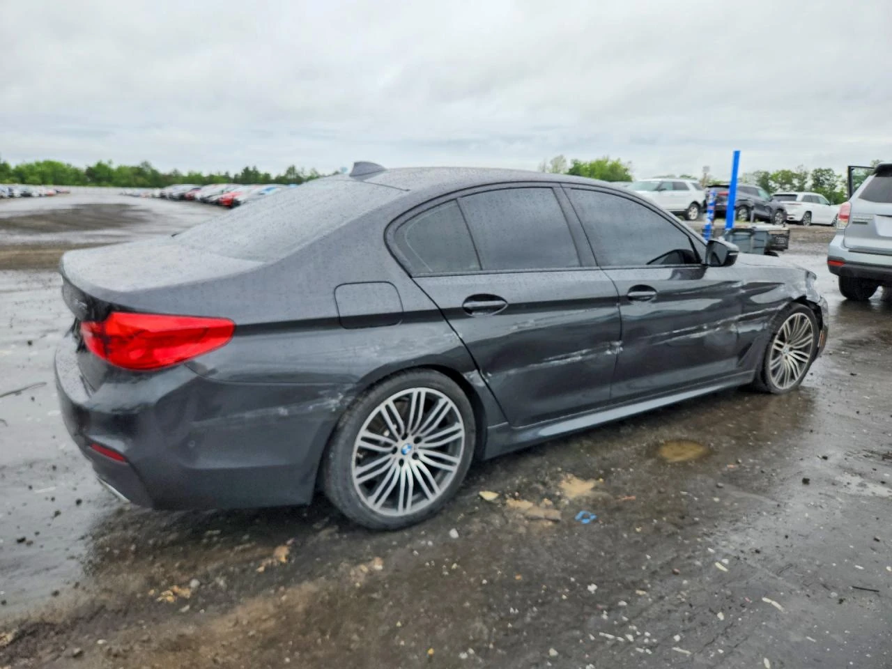 BMW 540 xDrive| PANO| МАСАЖ| ОБДУХ| ЖЕСТОВЕ| DISTRONIC| , снимка 3 - Автомобили и джипове - 55432576