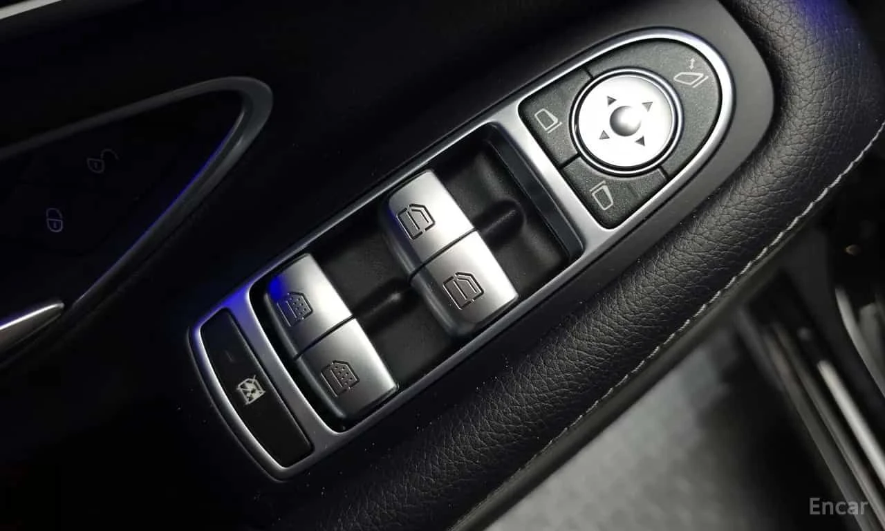 Mercedes-Benz S 350 d * 4MATIC * ОБДУХВАНЕ * BURMESTER * HEAD UP * 360, снимка 14 - Автомобили и джипове - 55571374
