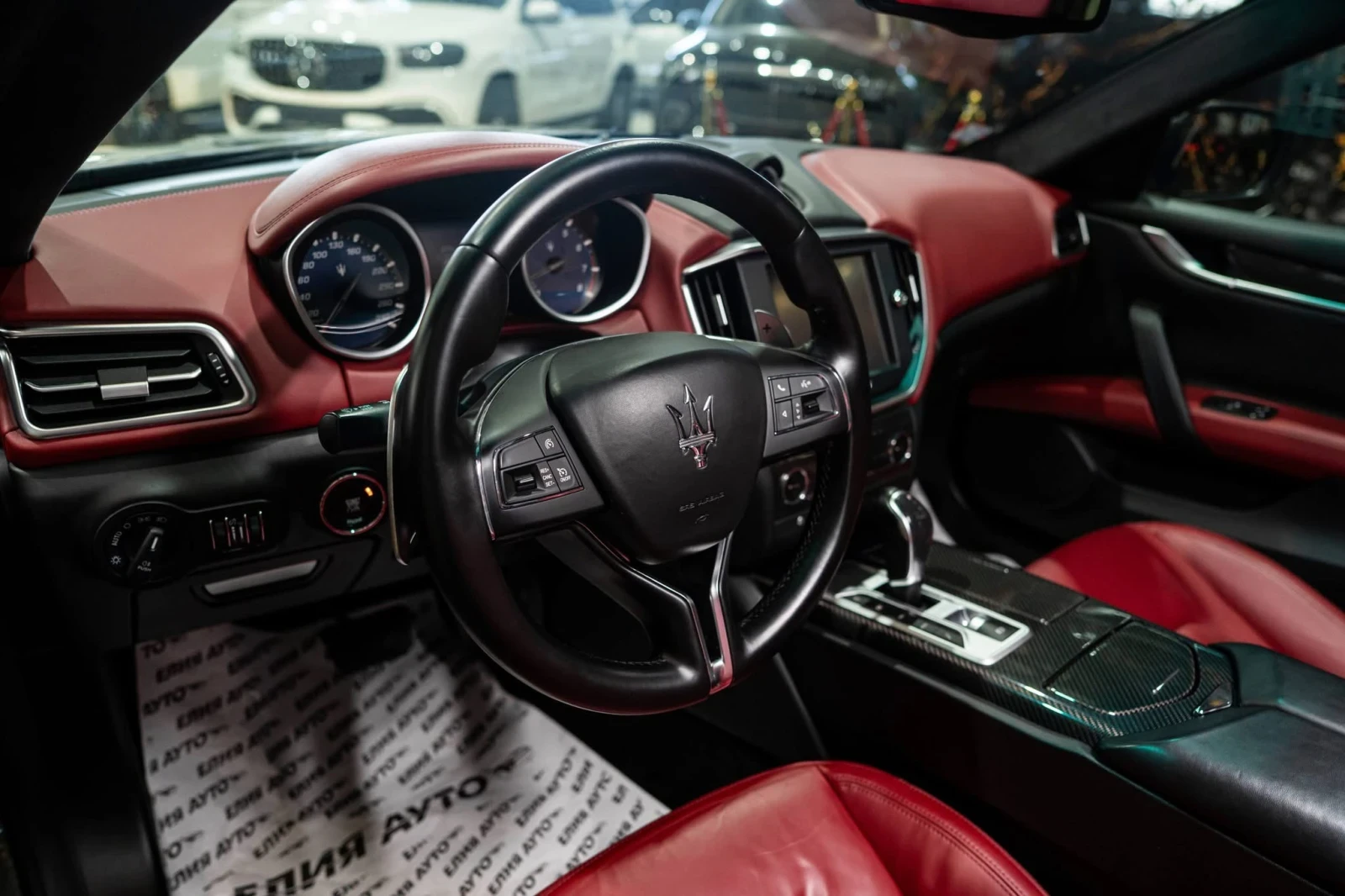 Maserati Ghibli Q4 MEGA FULL LED NAVI CARBON ЛИЗИНГ 100%, снимка 11 - Автомобили и джипове - 55732532