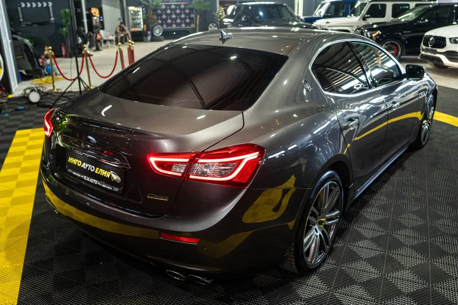 Maserati Ghibli Q4 MEGA FULL LED NAVI CARBON ЛИЗИНГ 100%, снимка 8 - Автомобили и джипове - 55732532