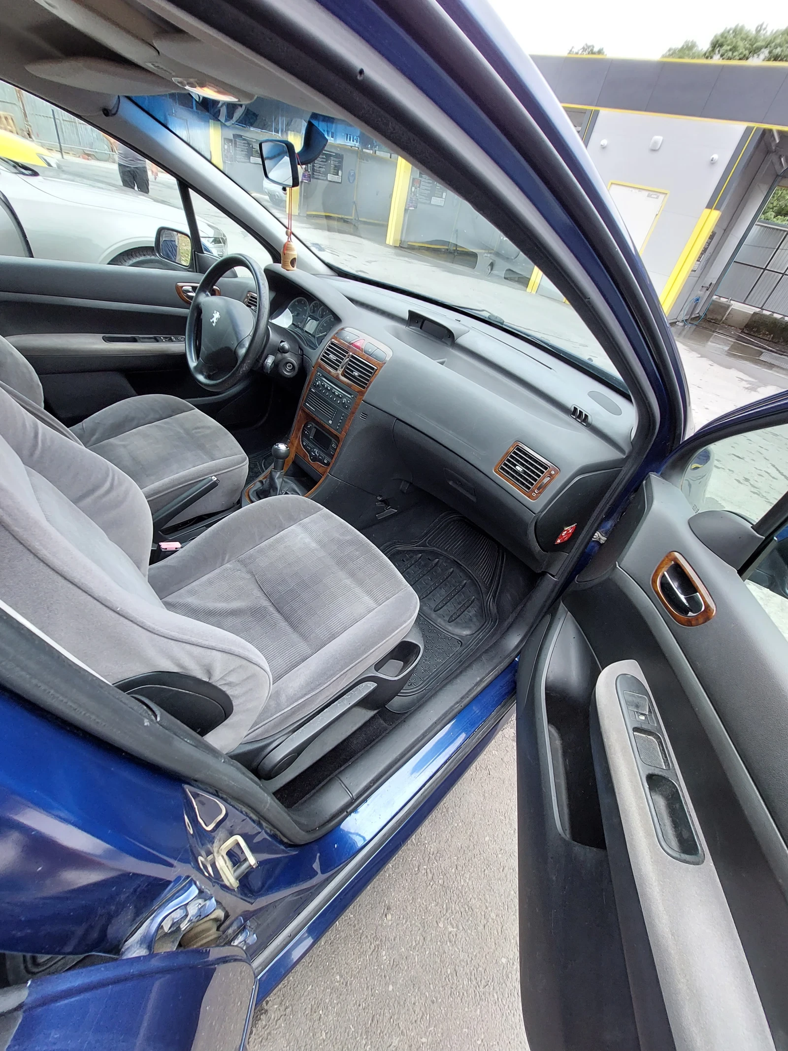 Peugeot 307 2.00 HDI, снимка 12 - Автомобили и джипове - 56242354