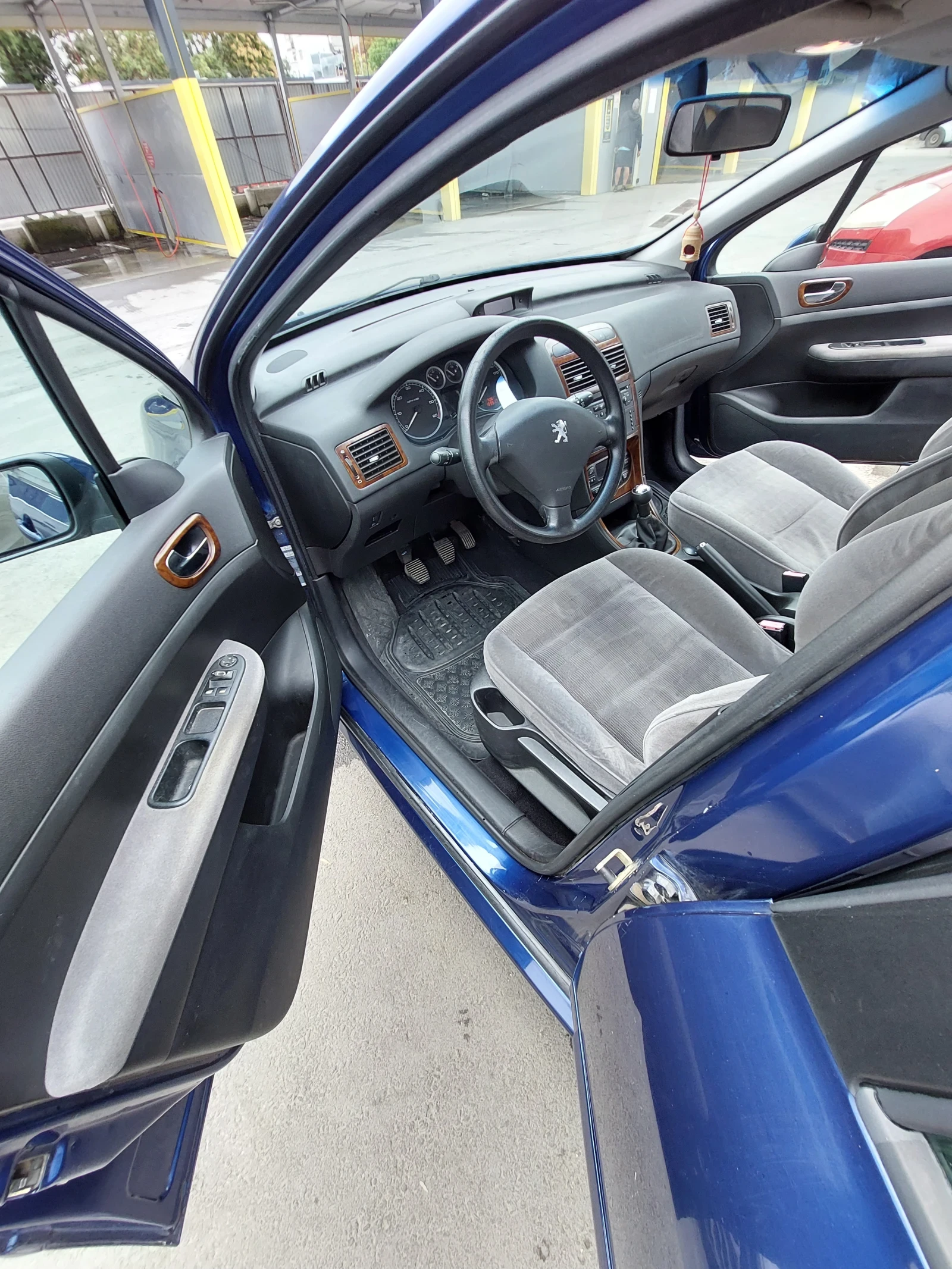 Peugeot 307 2.00 HDI, снимка 11 - Автомобили и джипове - 56242354