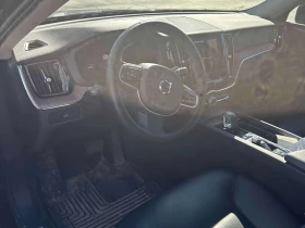 Volvo XC60 * Plus Dark Theme* 2 КЛЮЧА* PANO* KEYLESS* ПОДГРЕВ, снимка 5