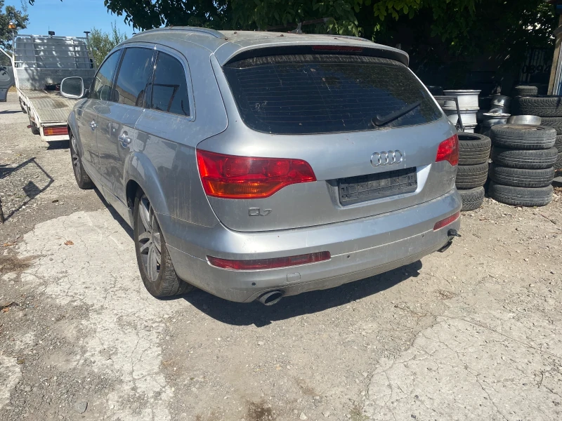 Audi Q7 3.0тди, снимка 3 - Автомобили и джипове - 47189057