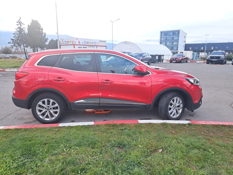 Renault Kadjar, снимка 6 - Автомобили и джипове - 48044161