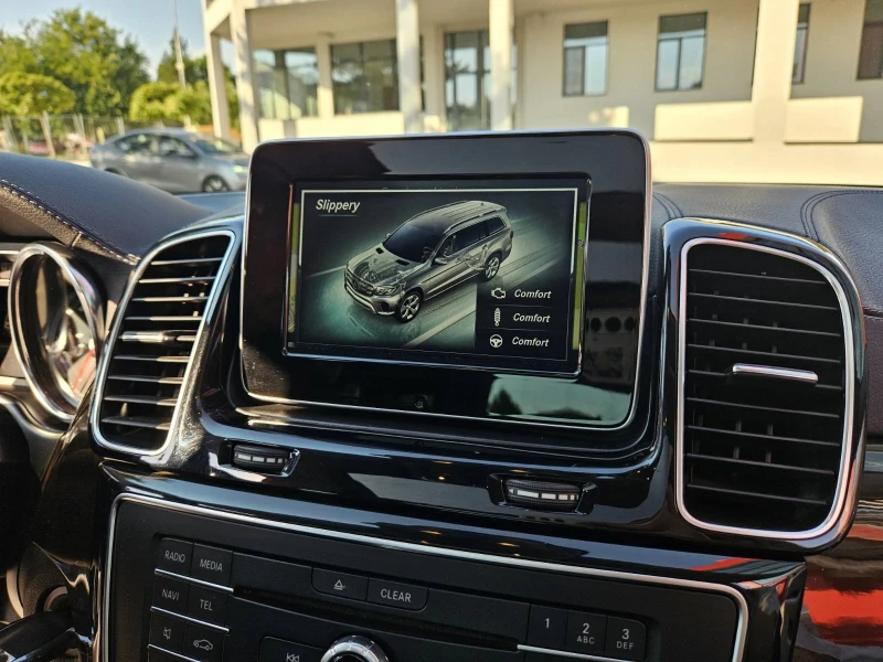 Mercedes-Benz GLS 400 4 Matic, снимка 8 - Автомобили и джипове - 52305376