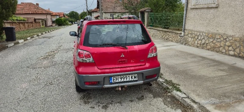 Mitsubishi Outlander 2.0i, снимка 3 - Автомобили и джипове - 52860196