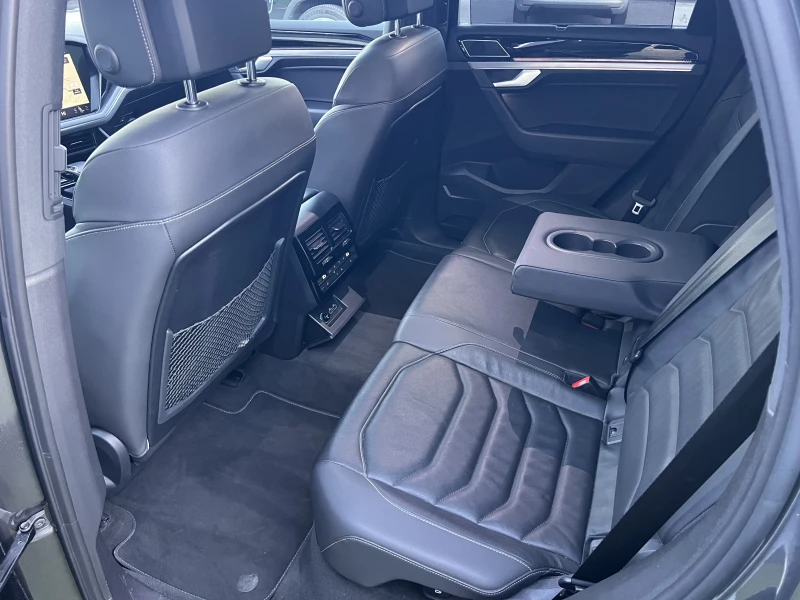 VW Touareg R-Line/3.0TDI/286K.C./8АТ/Matrix/Head-up, снимка 10 - Автомобили и джипове - 52849776