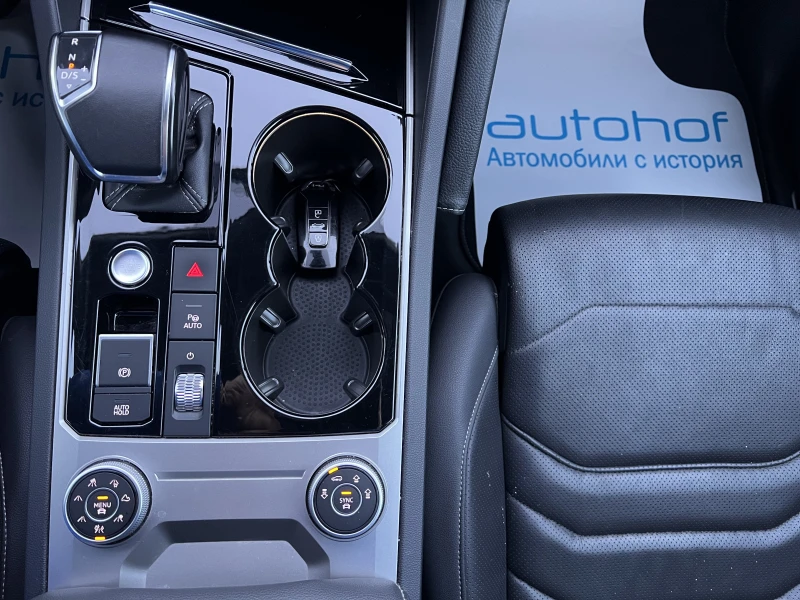 VW Touareg R-Line/3.0TDI/286K.C./8АТ/Matrix/Head-up, снимка 15 - Автомобили и джипове - 52849776
