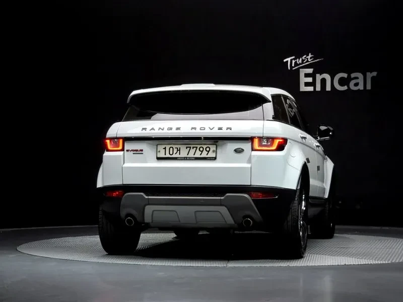 Land Rover Range Rover Evoque, снимка 4 - Автомобили и джипове - 54855653