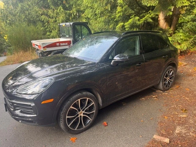 Porsche Cayenne AWD | CARFAX | АВТОКРЕДИТ БЕЗ ПЪРВОНАЧАЛНА ВНОСКА , снимка 3 - Автомобили и джипове - 55955525
