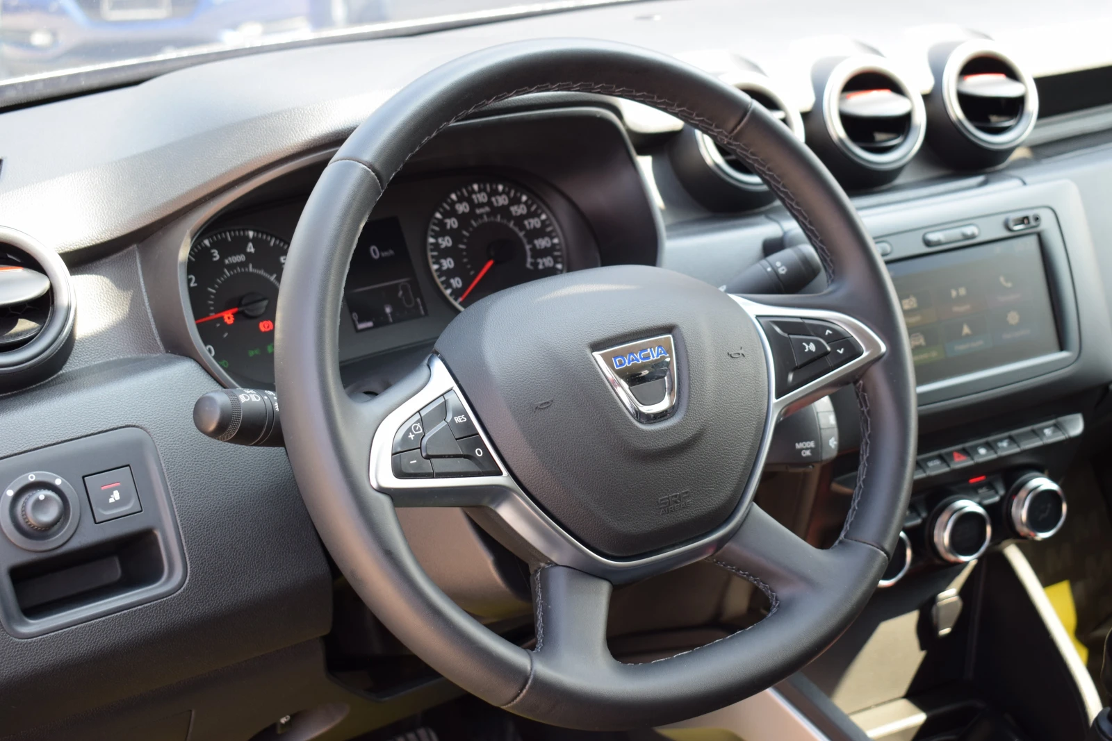 Dacia Duster 1.3Tce/4x4/Швейцария - изображение 9