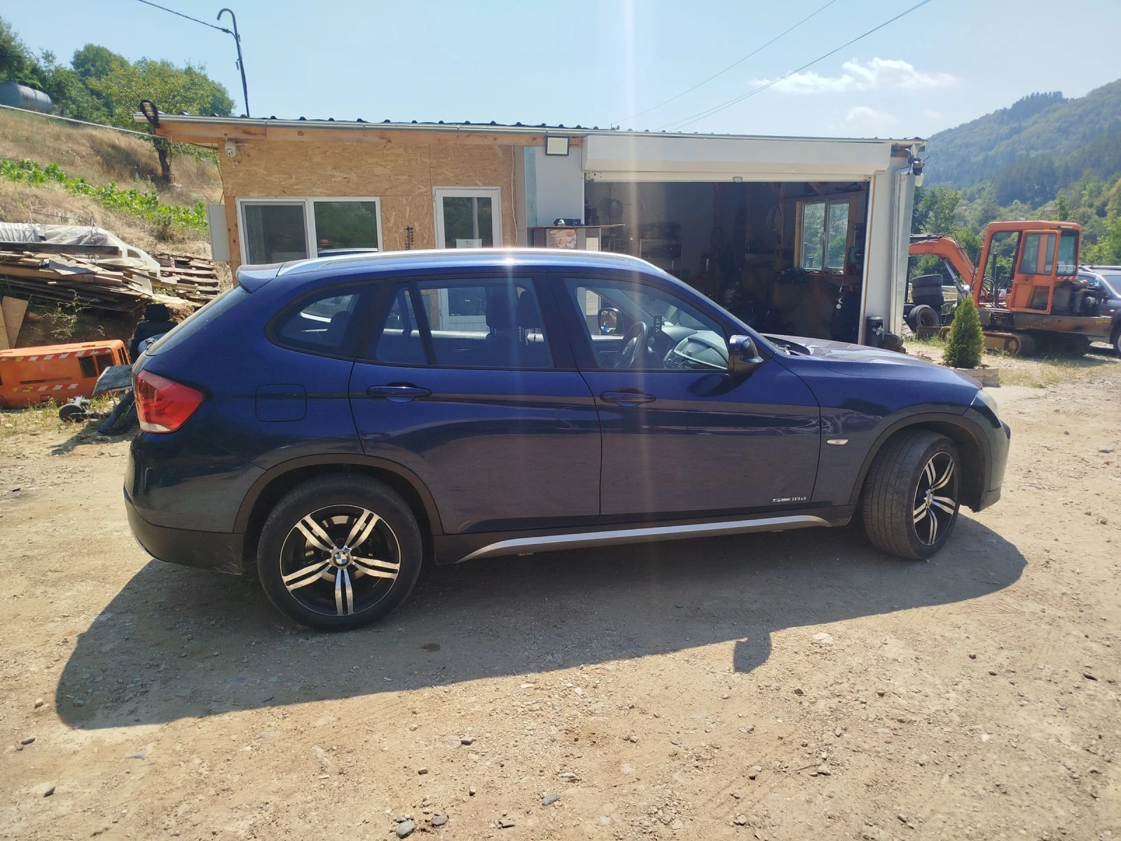 BMW X1  - изображение 2