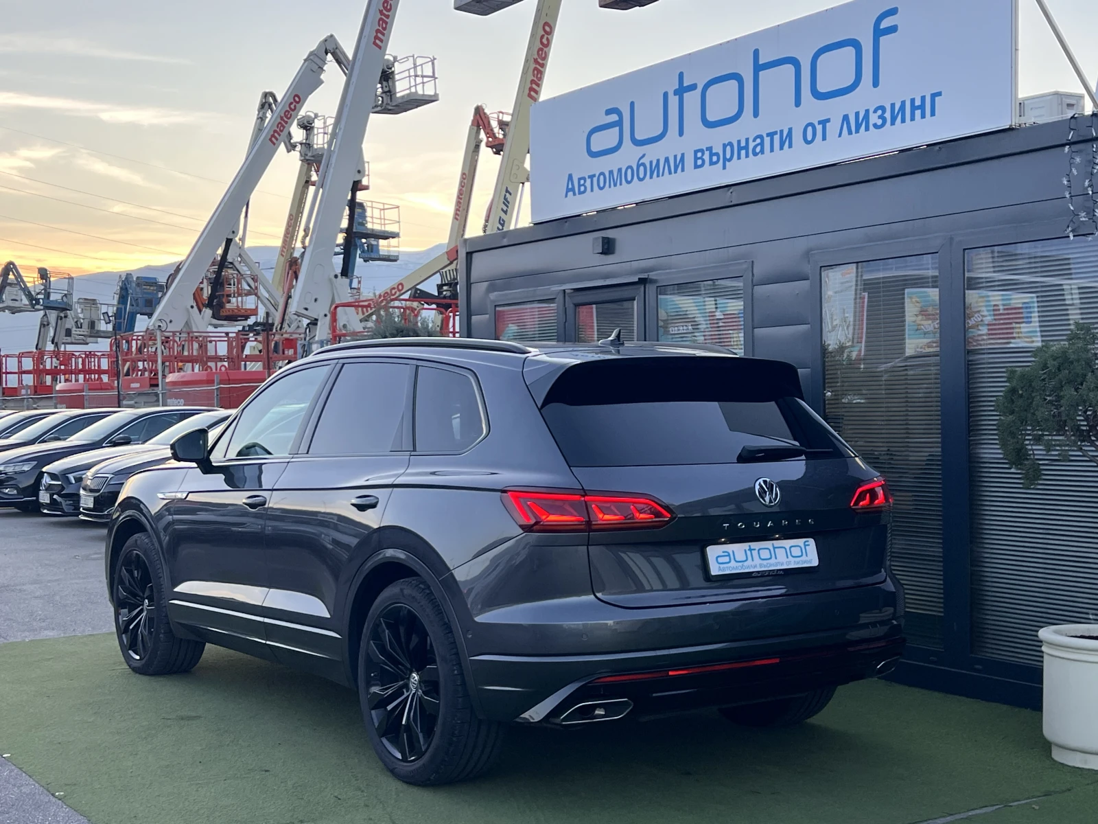 VW Touareg R-Line/3.0TDI/286K.C./8АТ/Matrix/Head-up - изображение 3