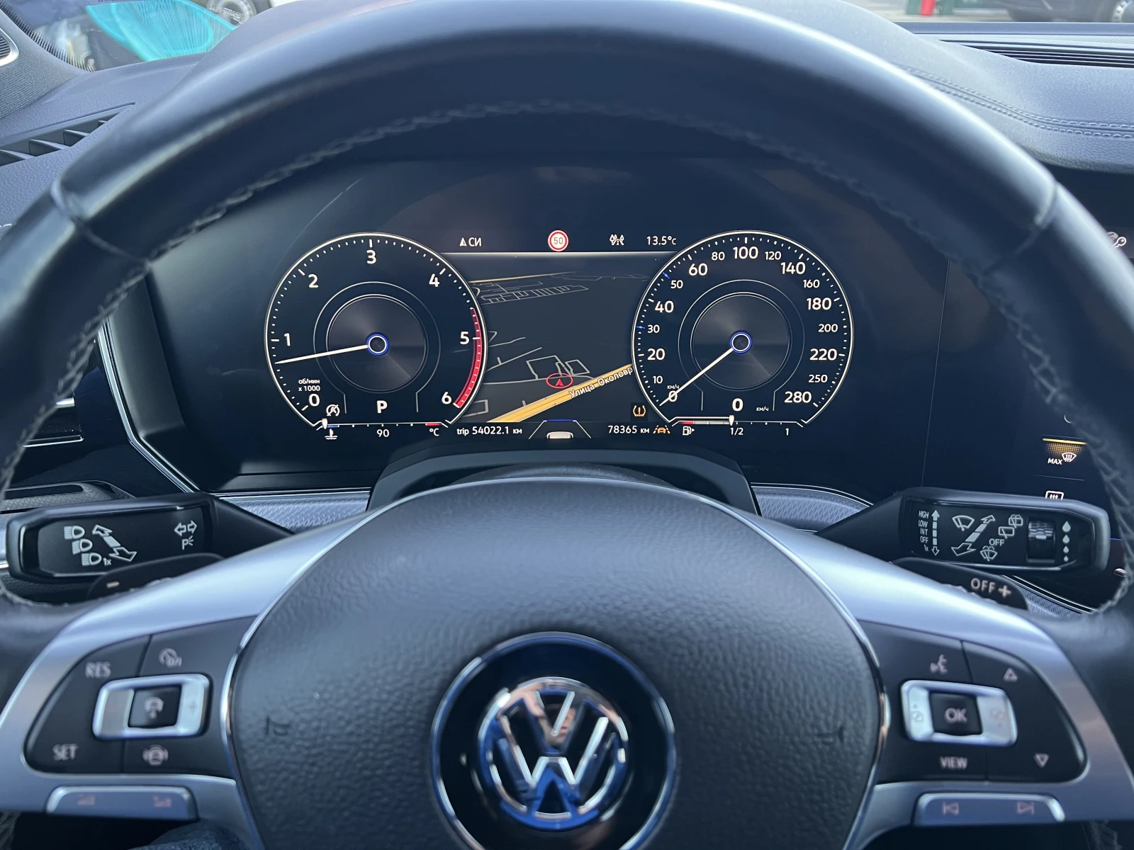 VW Touareg R-Line/3.0TDI/286K.C./8��/Matrix/Head-up | Mobile.bg � ����������� 12