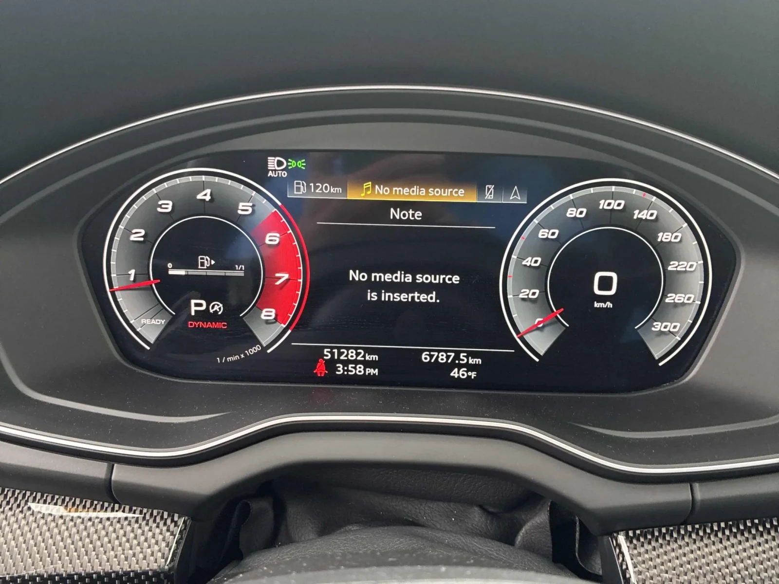 Audi SQ5 Progressiv * * CARFAX * * АВТО КРЕДИТ * * , снимка 11 - Автомобили и джипове - 54169600