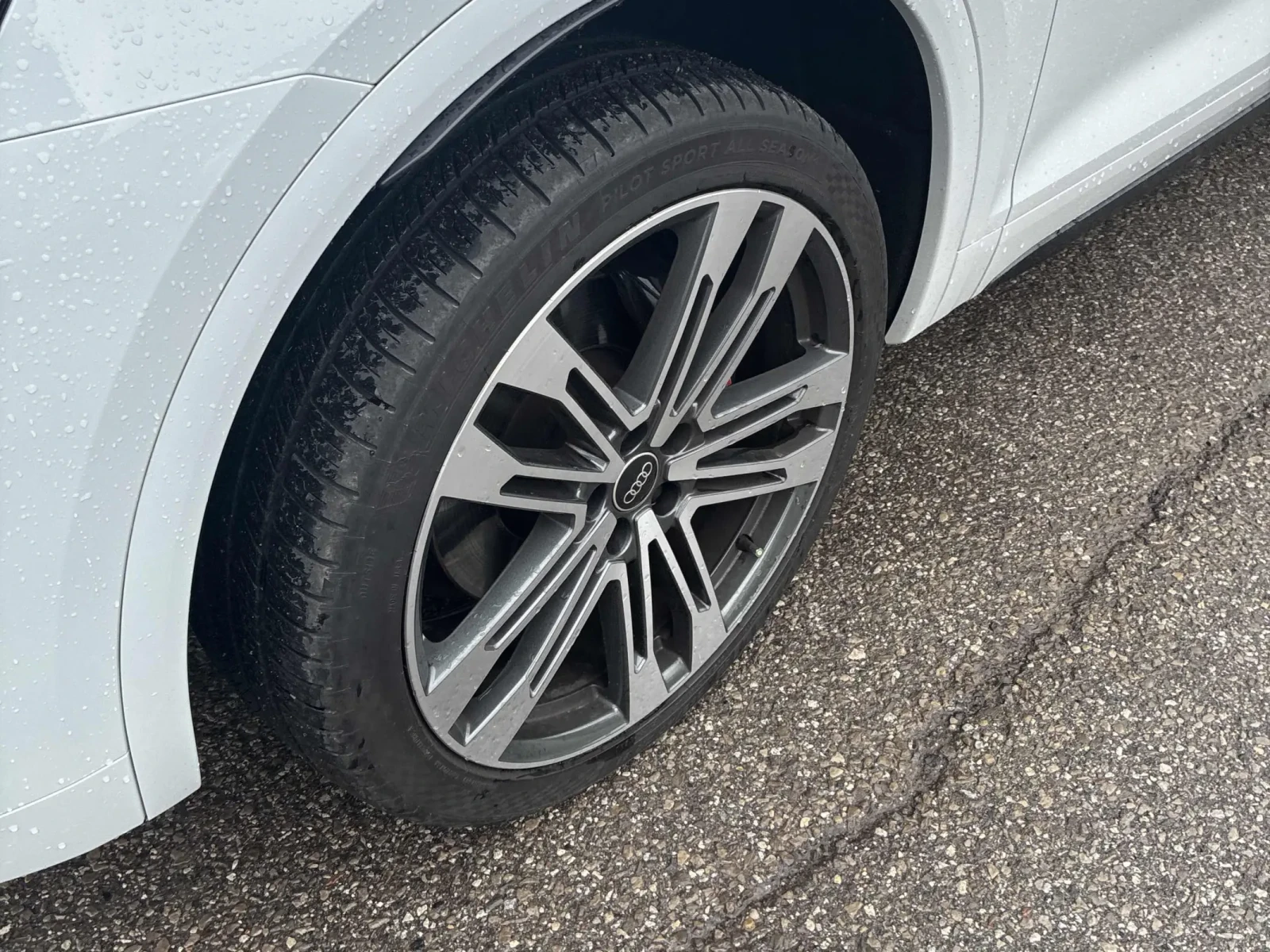 Audi SQ5 Progressiv * * CARFAX * * АВТО КРЕДИТ * * , снимка 7 - Автомобили и джипове - 54169600