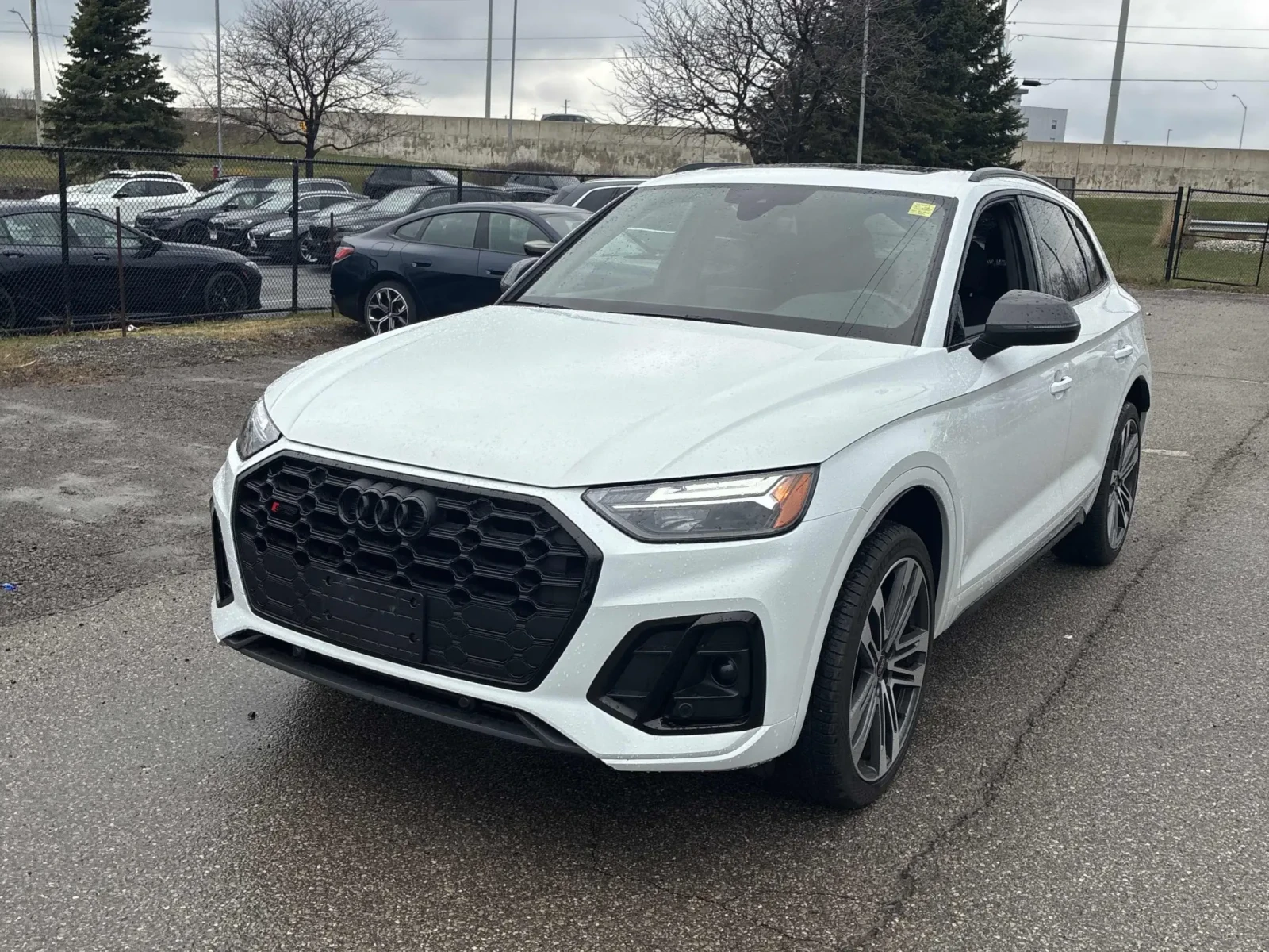 Audi SQ5 Progressiv * * CARFAX * * АВТО КРЕДИТ * *  | Auto.bg — изображение 1